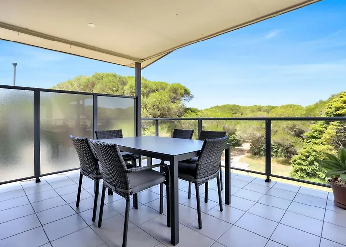 Tura Beach House