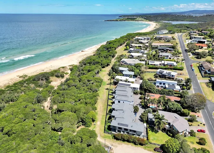 Tura Beach House
